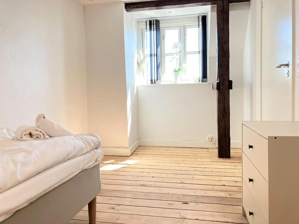 Four Bedroom Apartment In Esbjerg, Kirkegade 12 Denmark